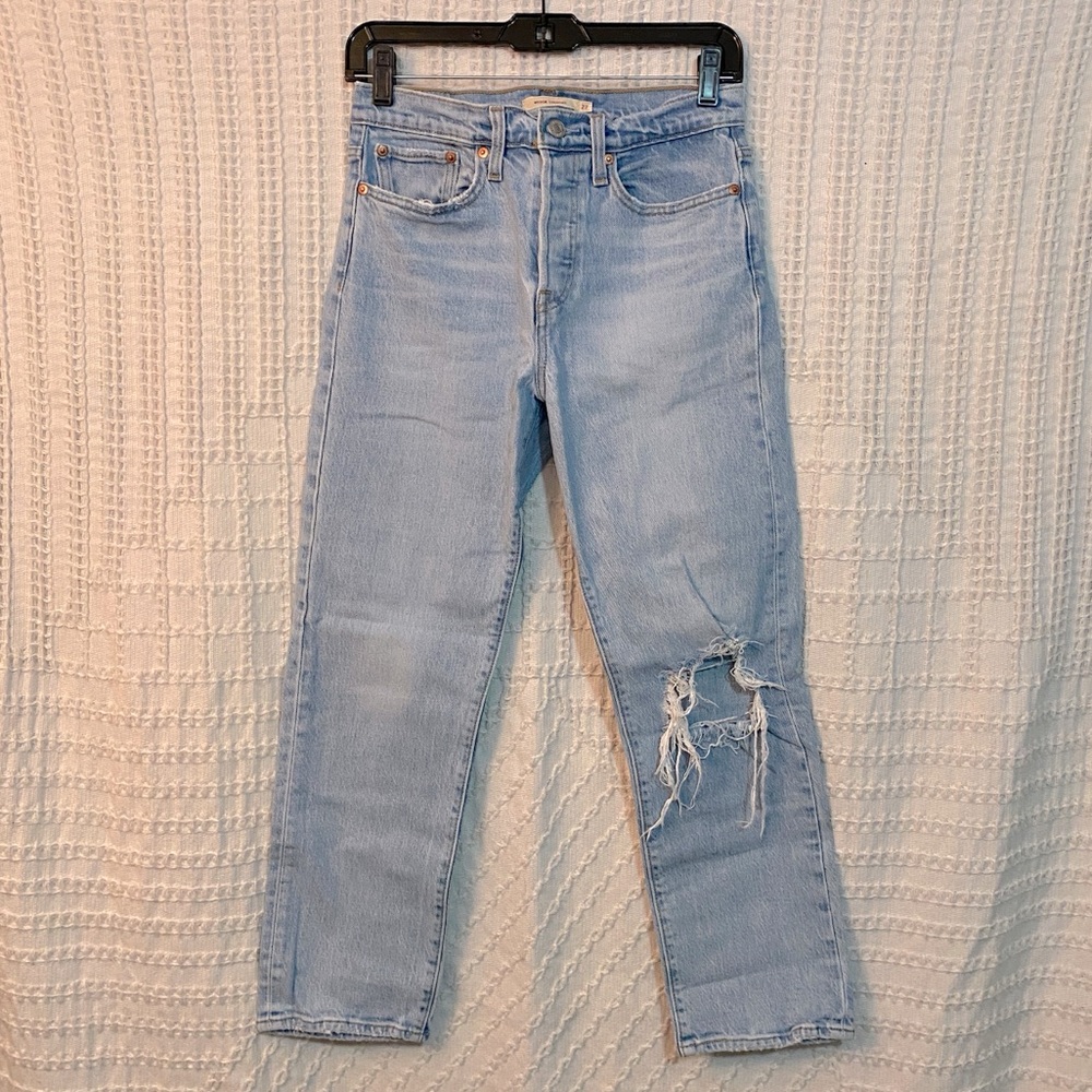 Levi's Premium Wedgie Straight Jeans, Size 27